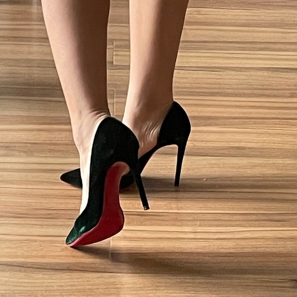 CHRISTIAN LOUBOUTIN
Iriza 100 patent - Picture 7 of 7